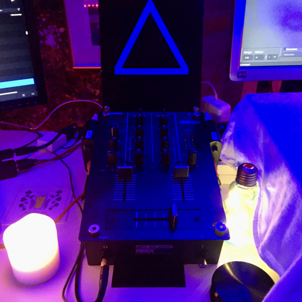 Afterhour (mixed by DJ KonsuMbrötchen) 2025 episode artwork